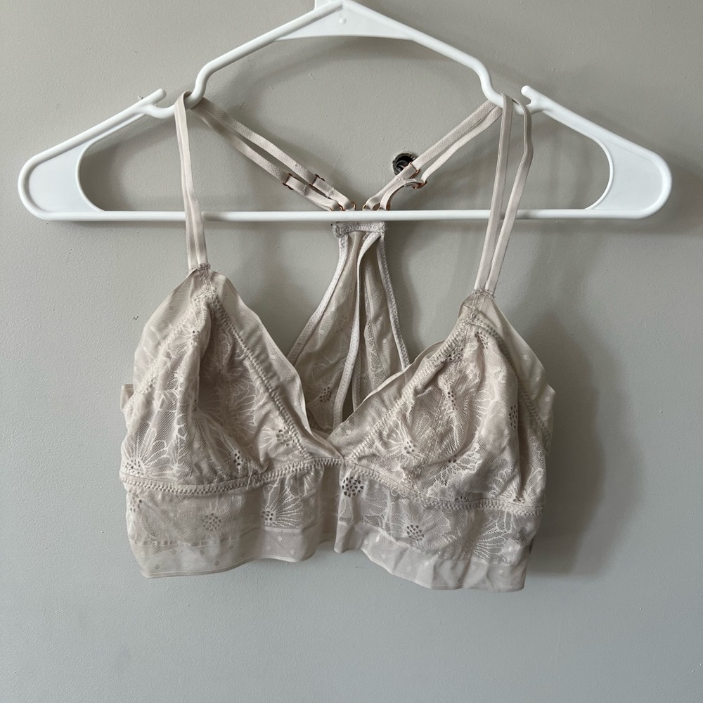 Aerie Cream Lace Bralette with Adjustable Straps